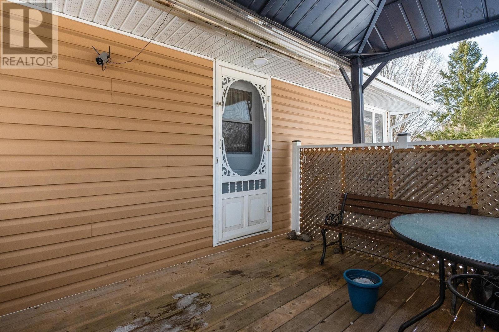 128 Oakdene Avenue Property Photo 34