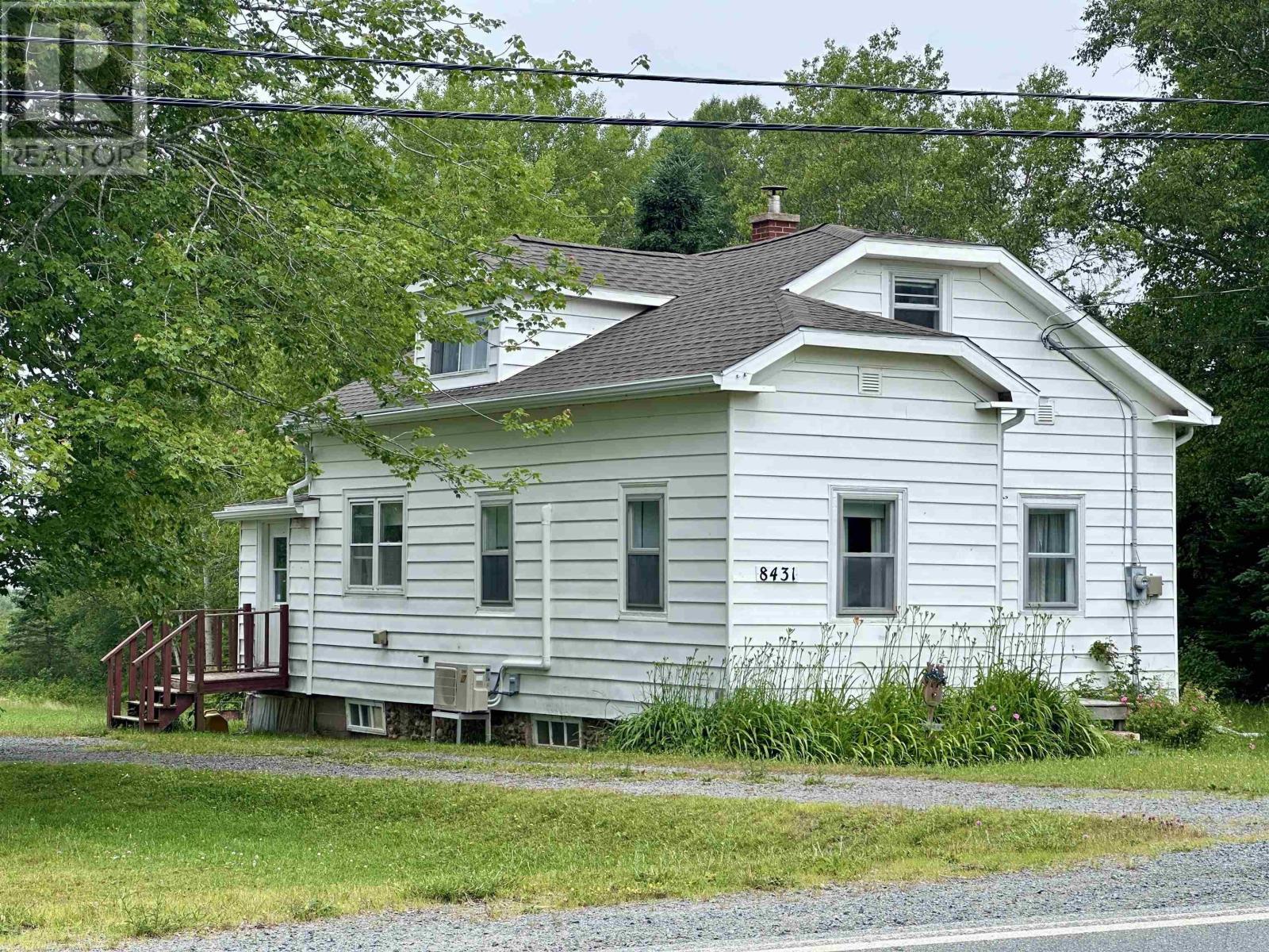 8431 Highway 215 Property Photo 1