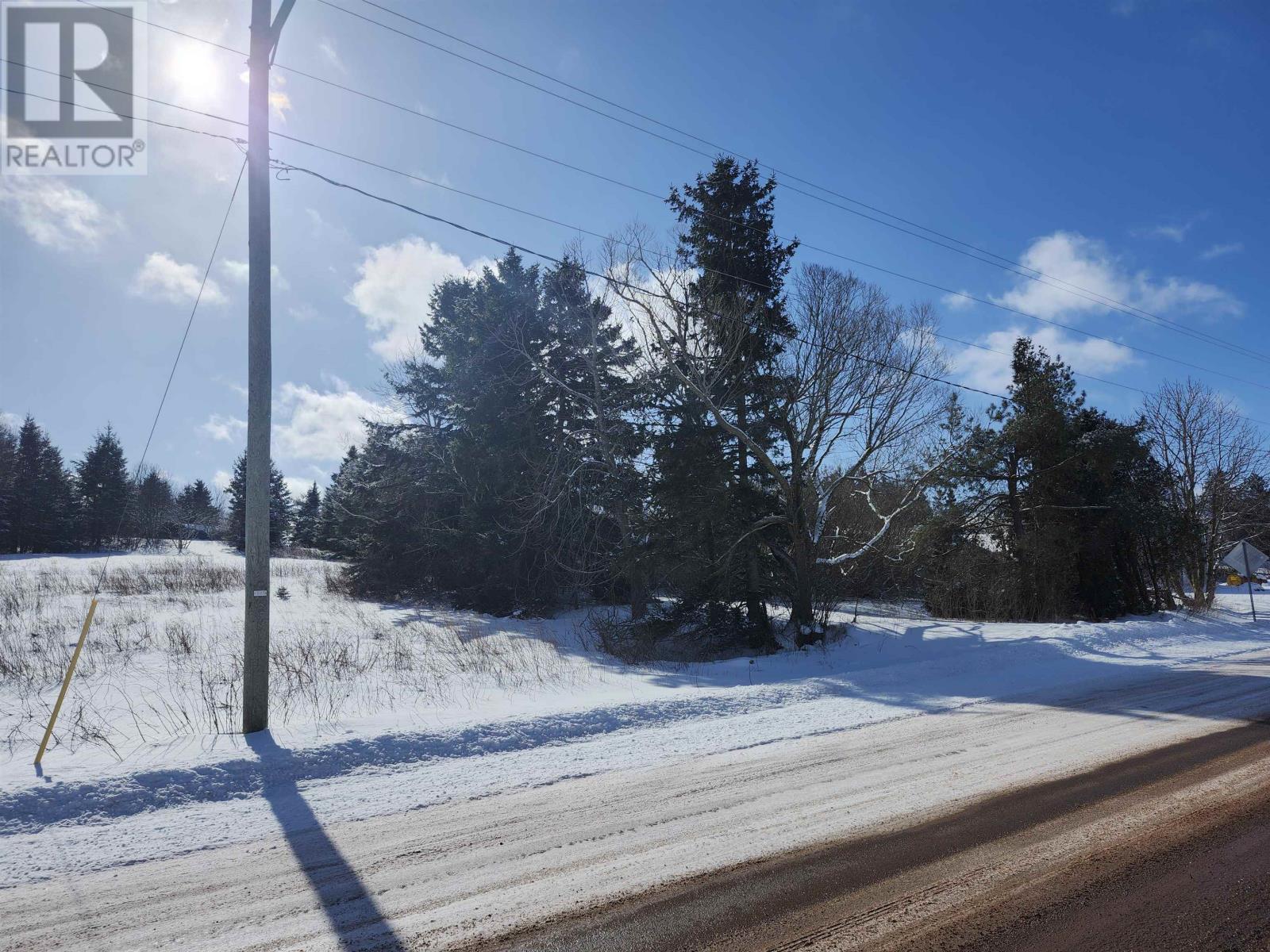 1925 Heatherdale Road Property Photo 2