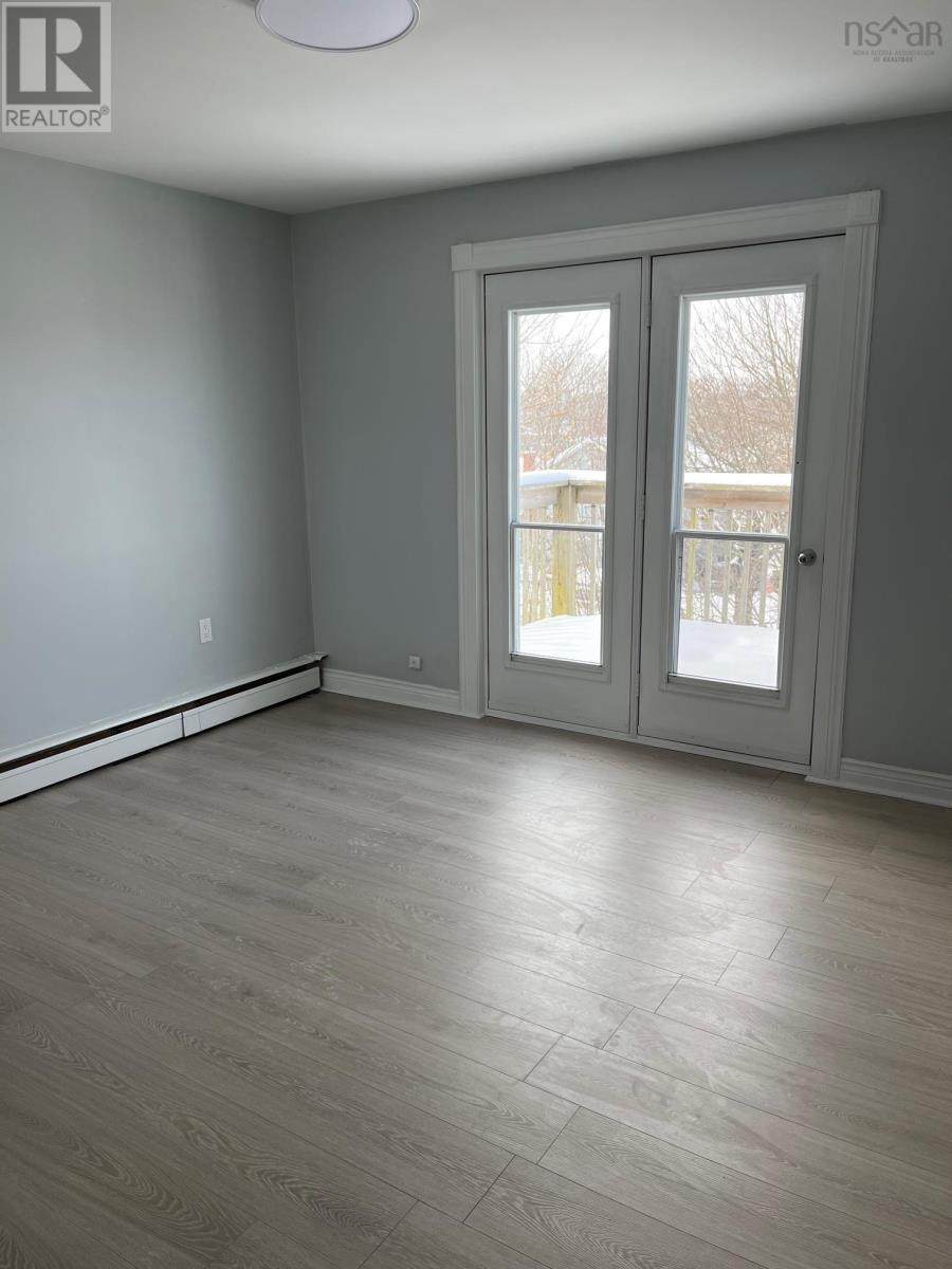 3834 Robie Street Property Photo 7