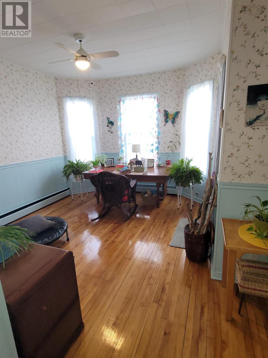 218 York Street Property Photo 12