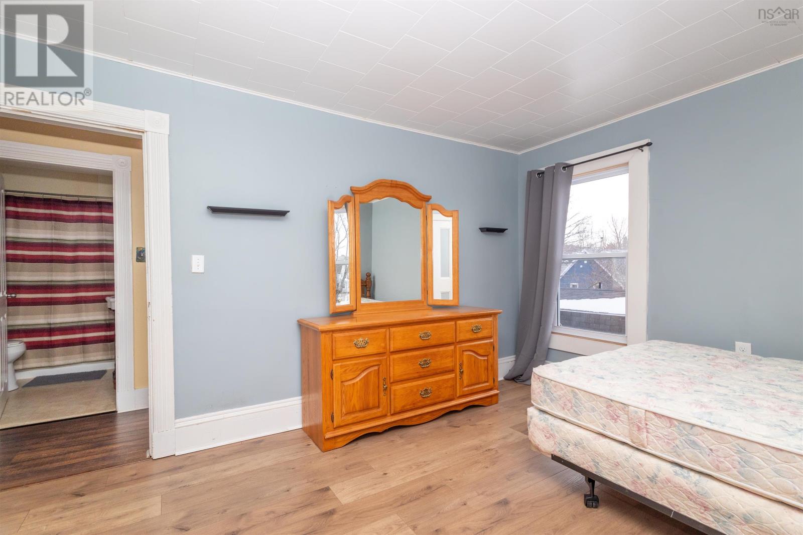 2 Ingoville Street Property Photo 24