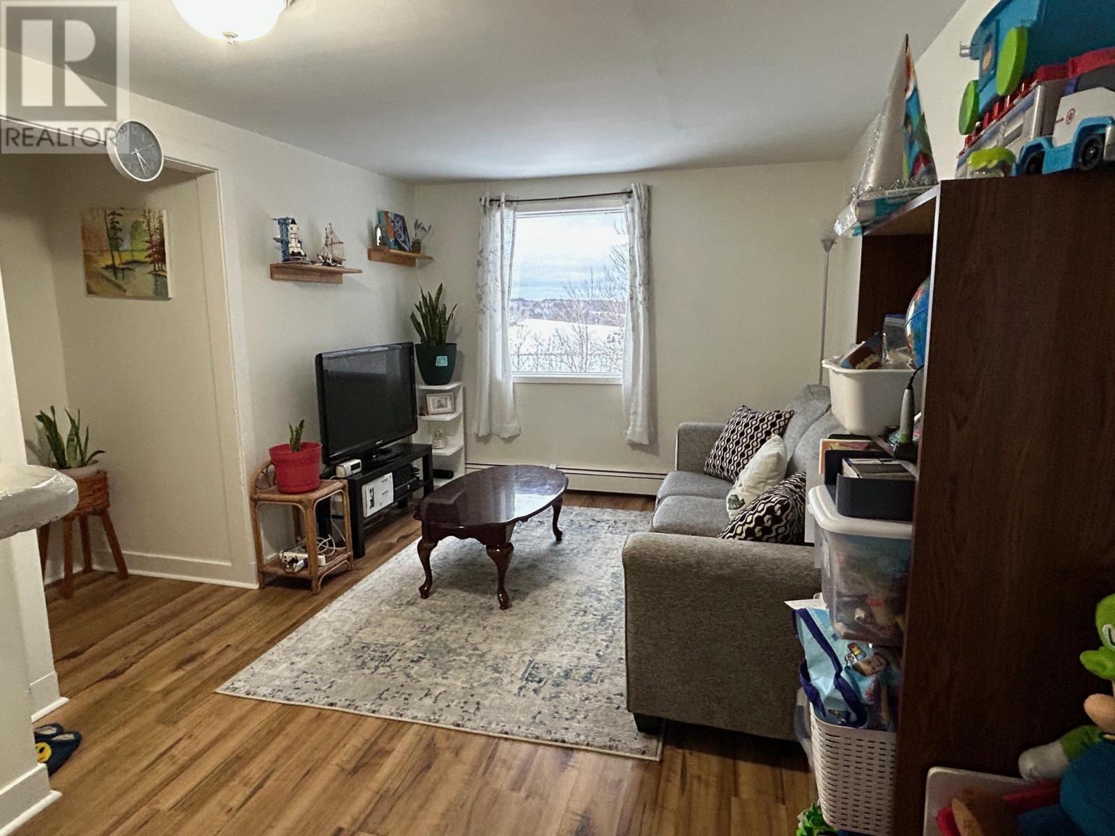 205 Lawrence Street Property Photo 5