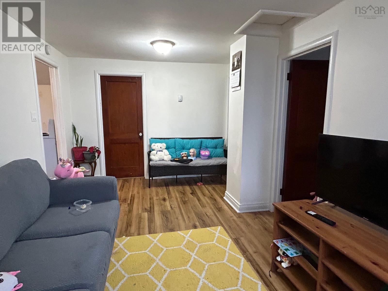 205 Lawrence Street Property Photo 13