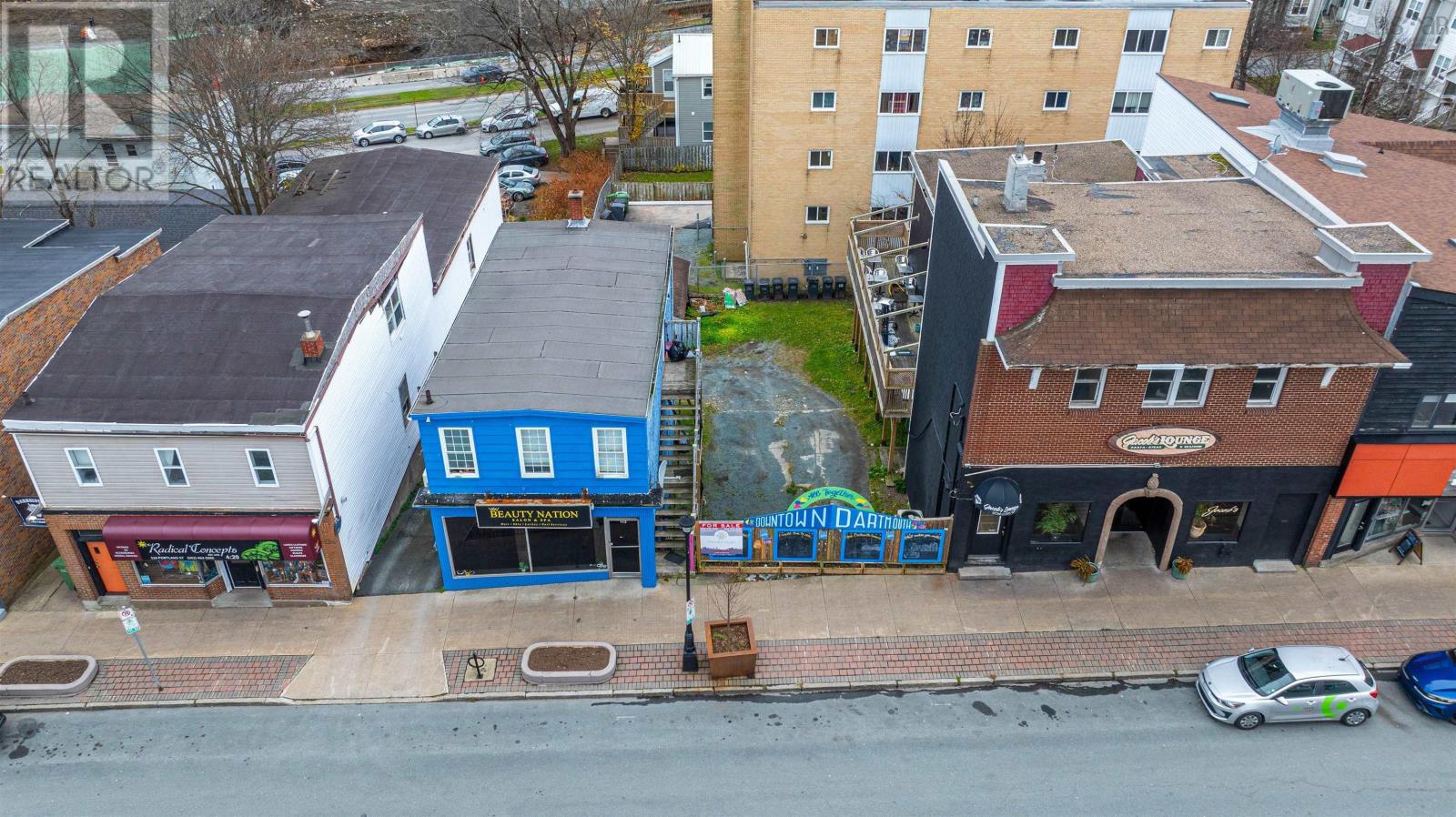 110-112 Portland Street Property Photo 5