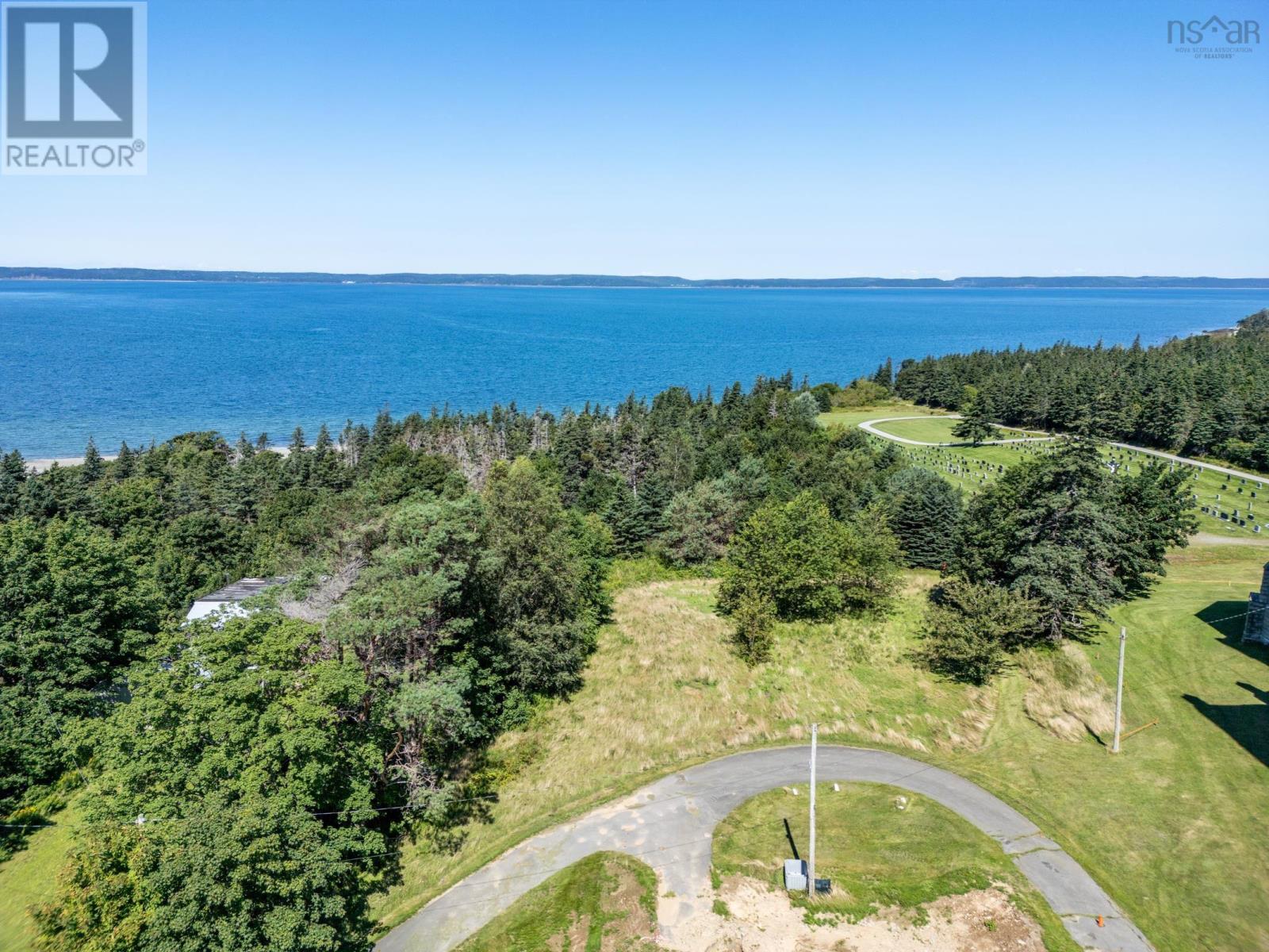 3611 Highway 1 Property Photo 6