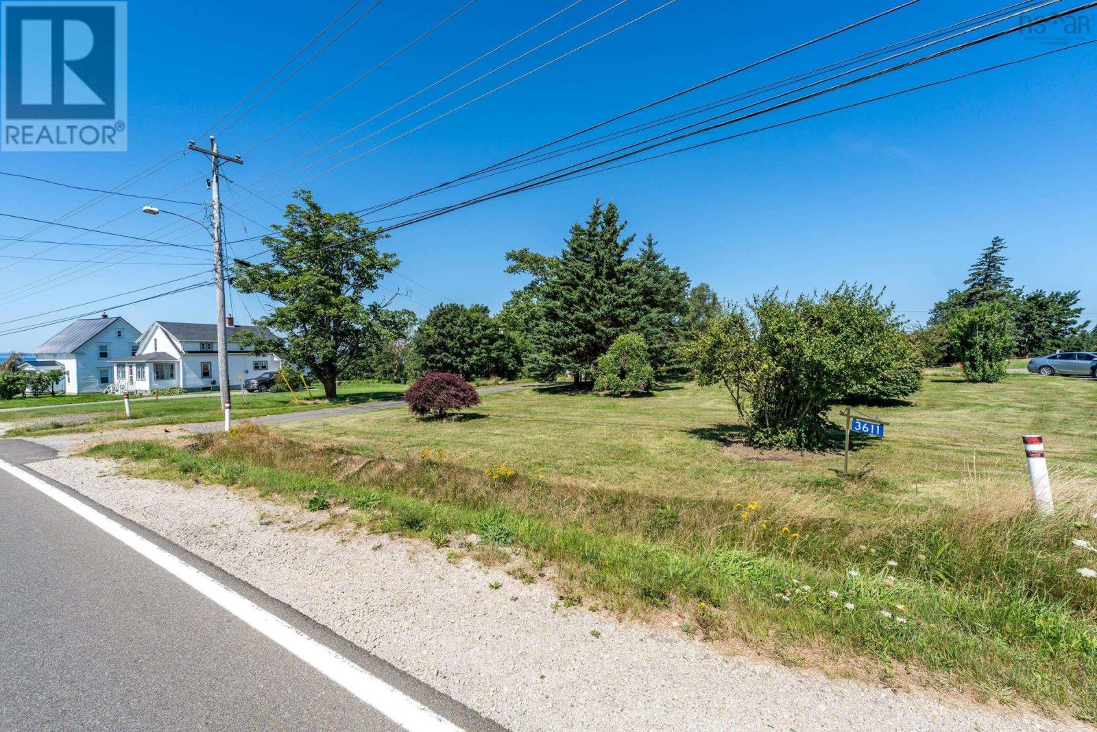 3611 Highway 1 Property Photo 9