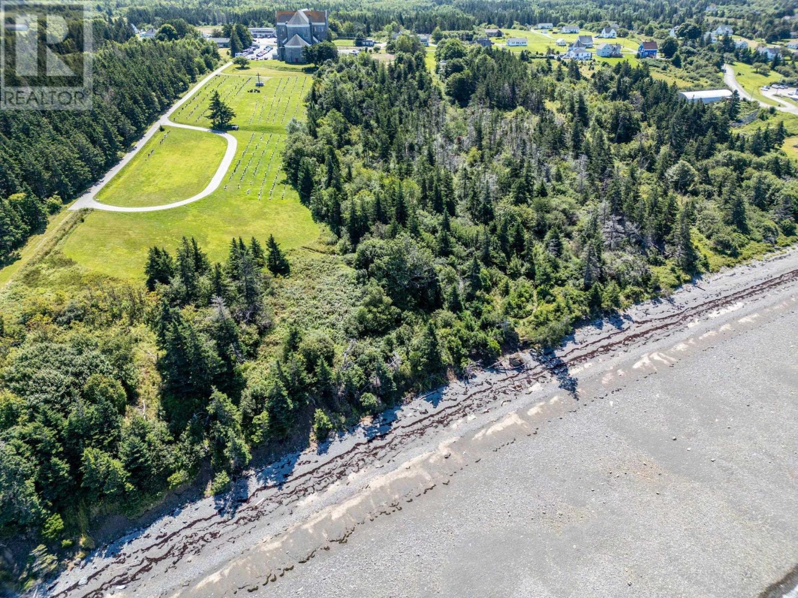 3611 Highway 1 Property Photo 11