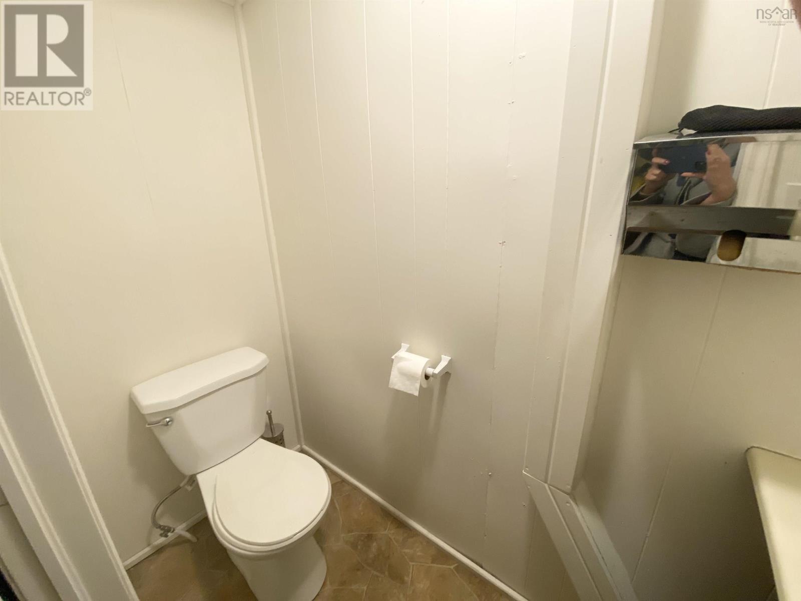 102 Main Street Property Photo 19