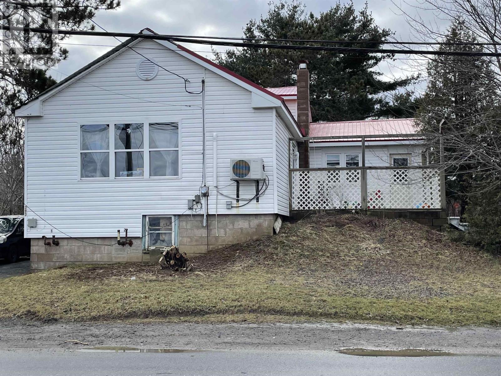 393 St. Phillips Street Property Photo