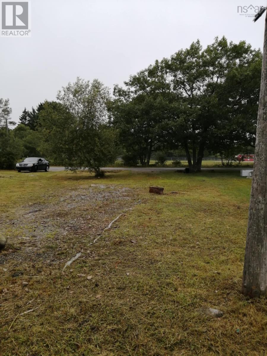 93 Bulkley Lot H-1 Photo de la propriété 1