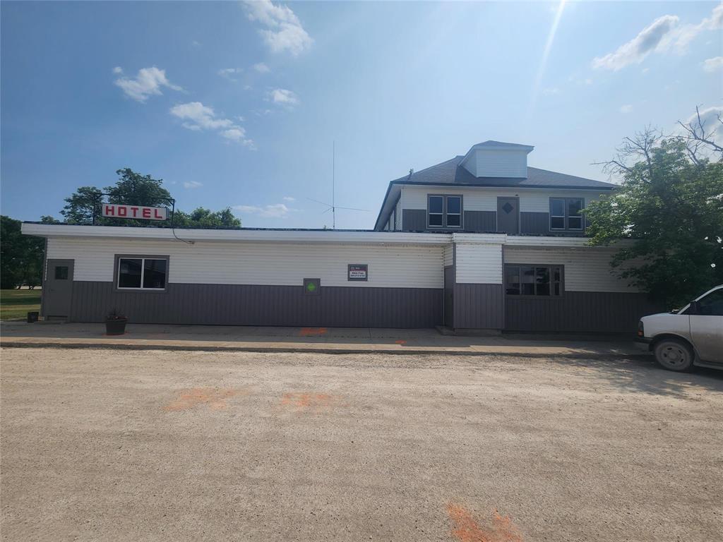 75 2nd Street Property Photo 1
