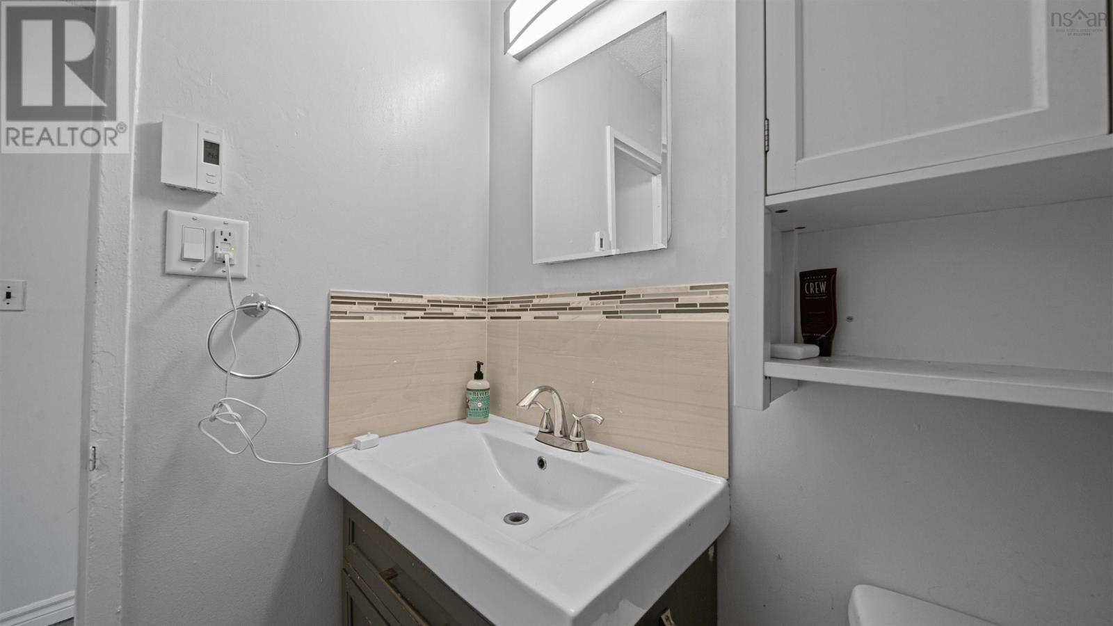 6011 Stairs Street, 6013, 6017, 6019 Property Photo 14