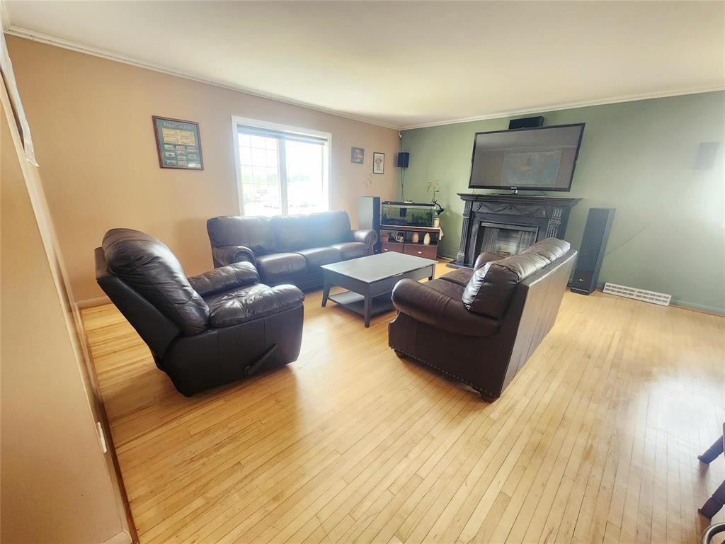 127 Main Street Property Photo 7