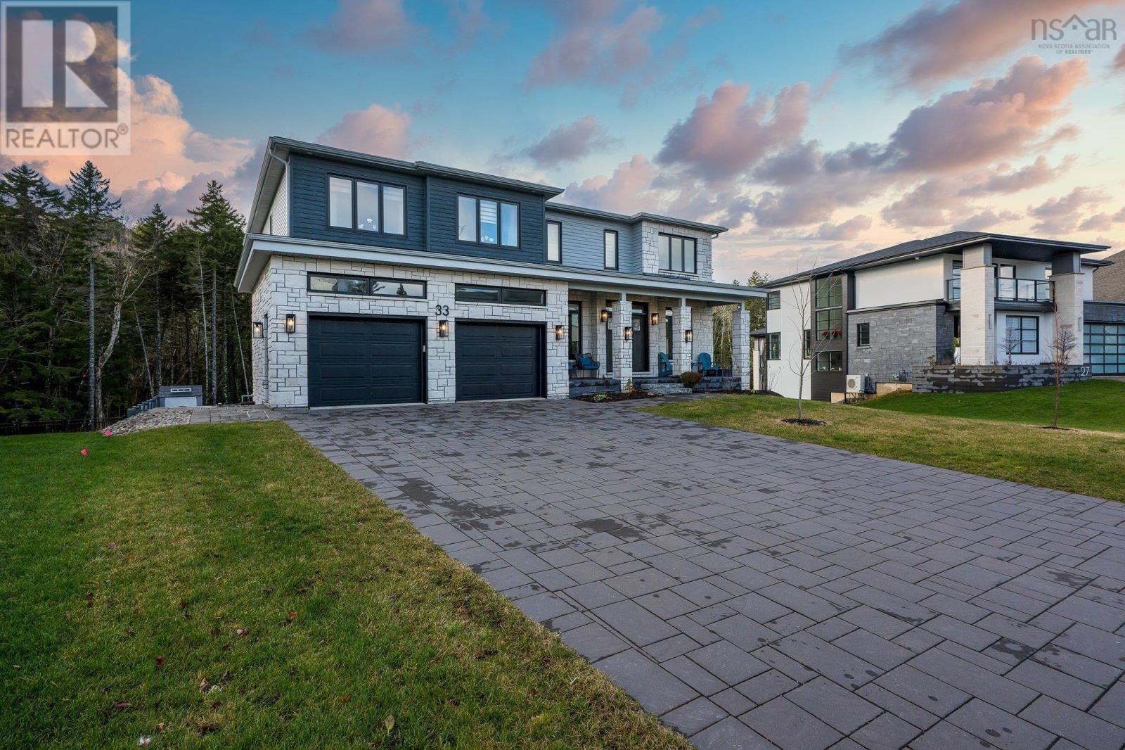 33 Cairnstone Lane Property Photo