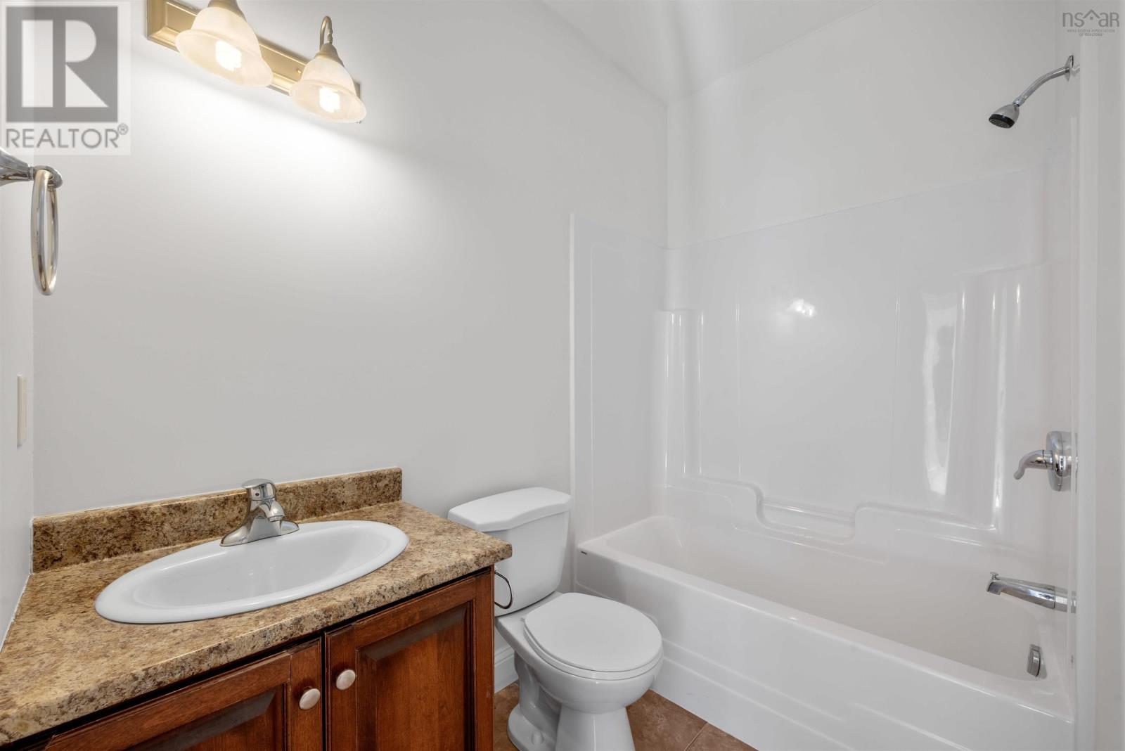 65 Carnoustie Drive Property Photo 18