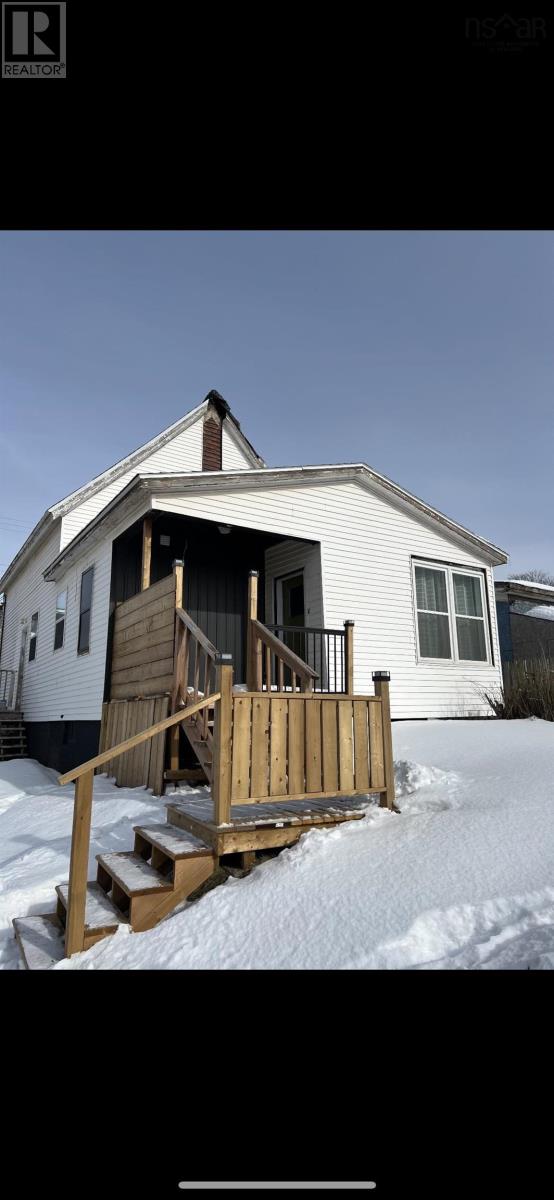 54 Laplanche Street Property Photo