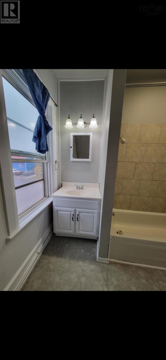 54 Laplanche Street Property Photo 32