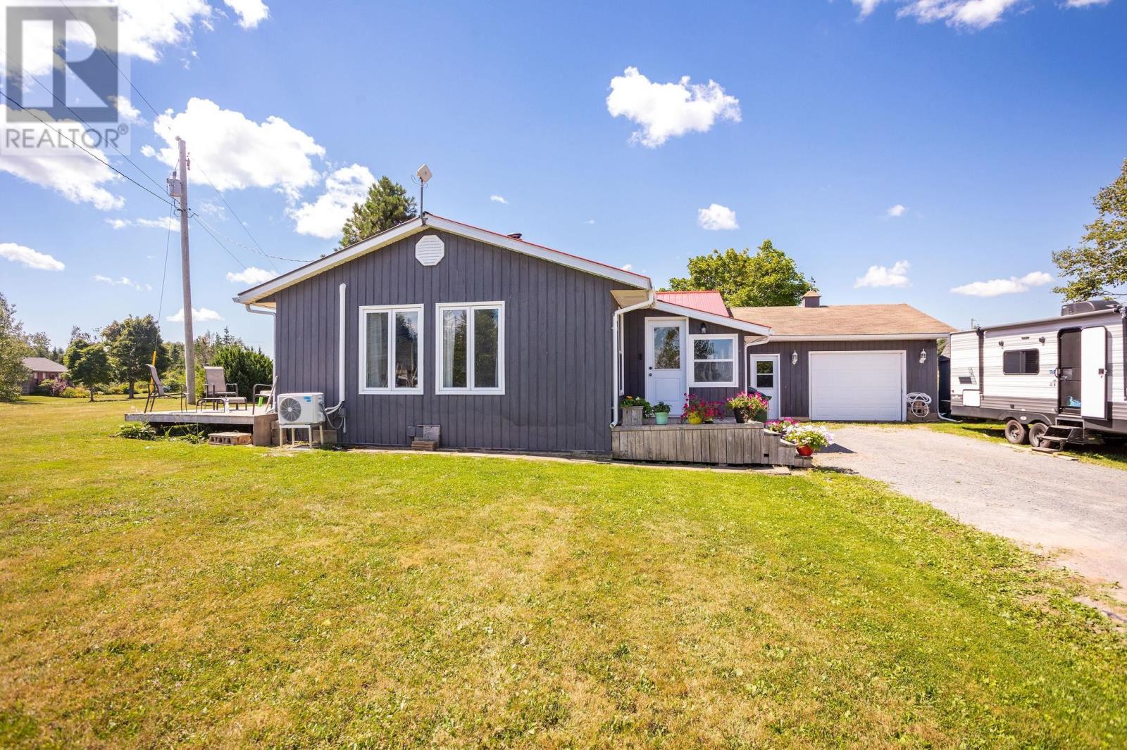 32 Snugburry Crescent Property Photo
