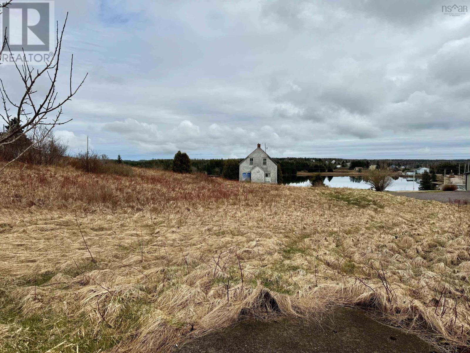 11 Harbourview Drive Property Photo 9