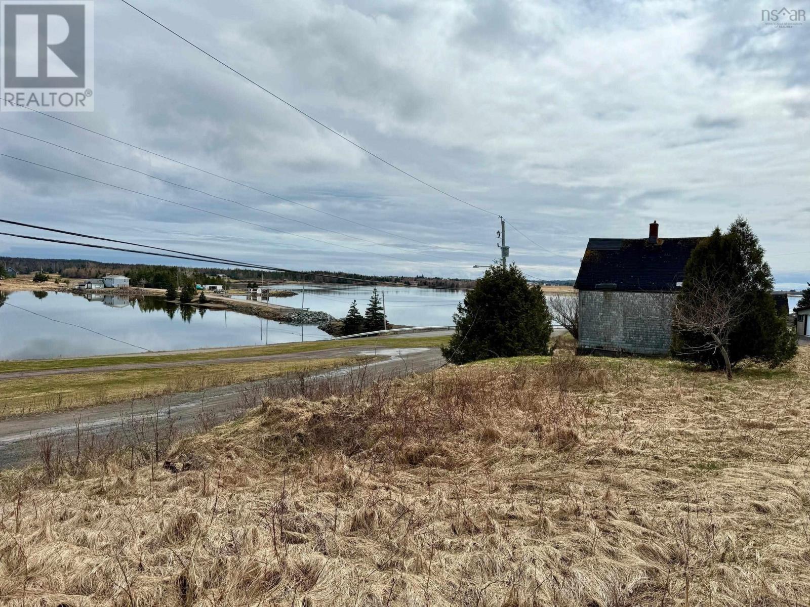 11 Harbourview Drive Property Photo 11