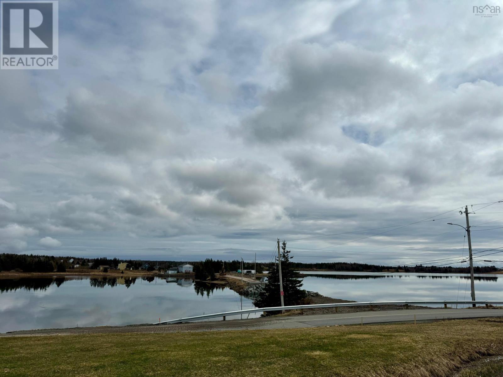 11 Harbourview Drive Property Photo 15