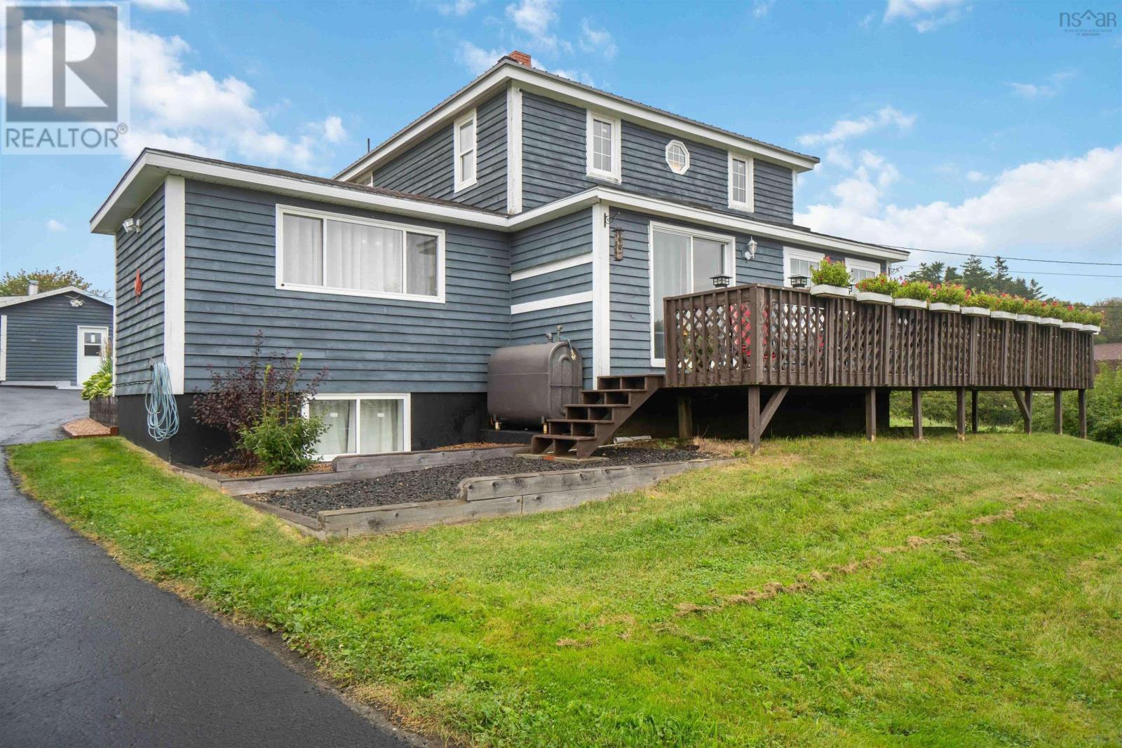 8835 Highway 217 Property Photo 2