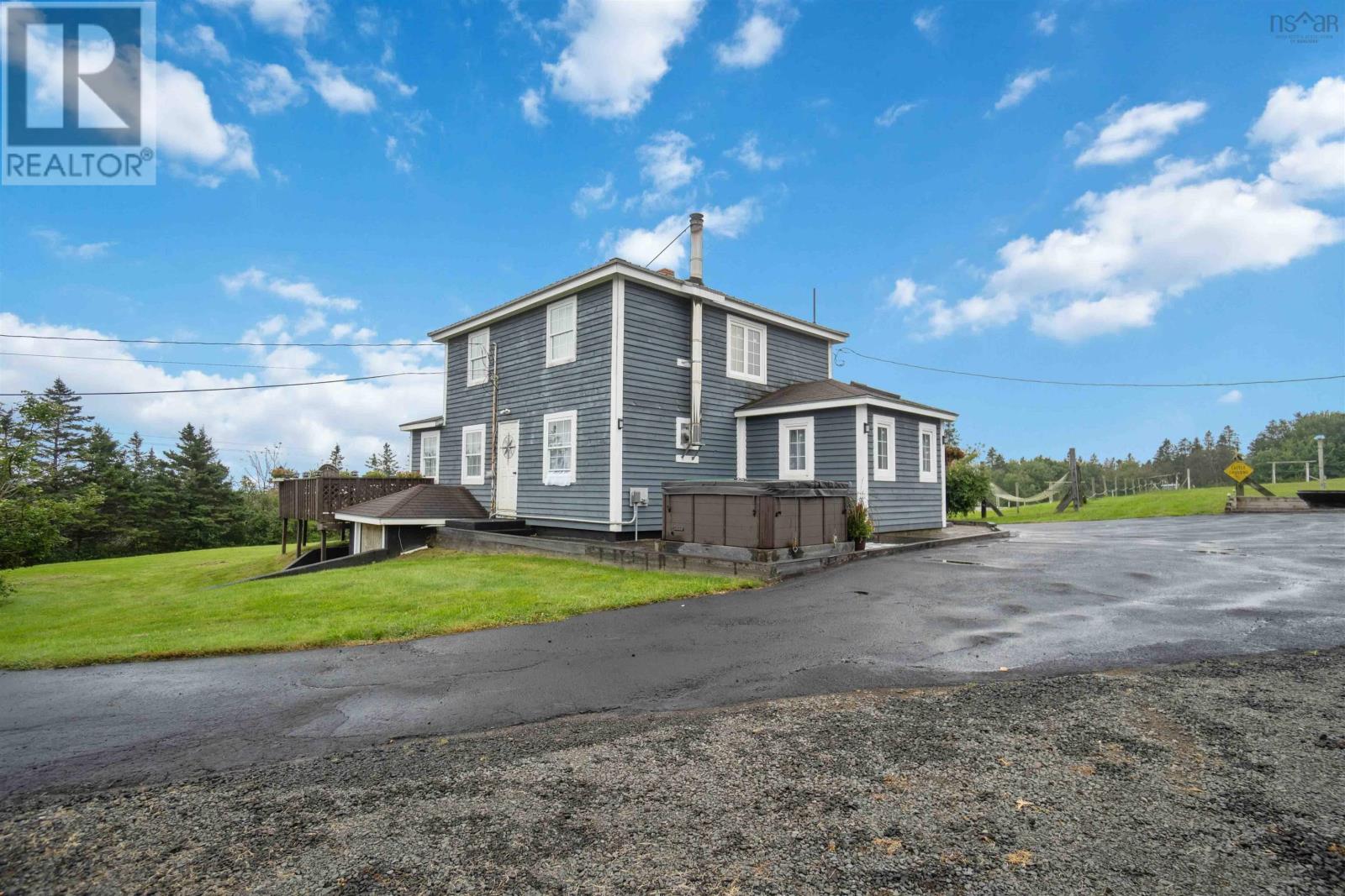 8835 Highway 217 Property Photo 6