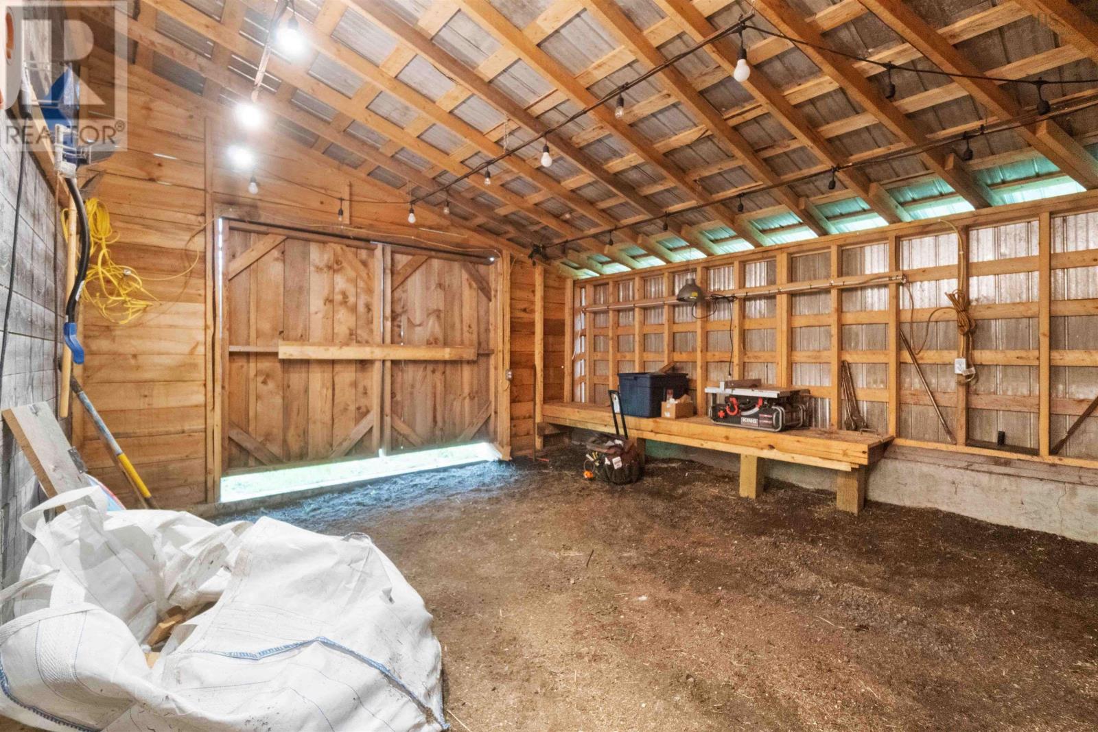 8835 Highway 217 Property Photo 23