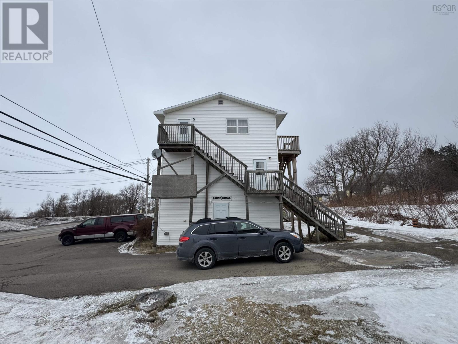 15770 Central Avenue Property Photo 2