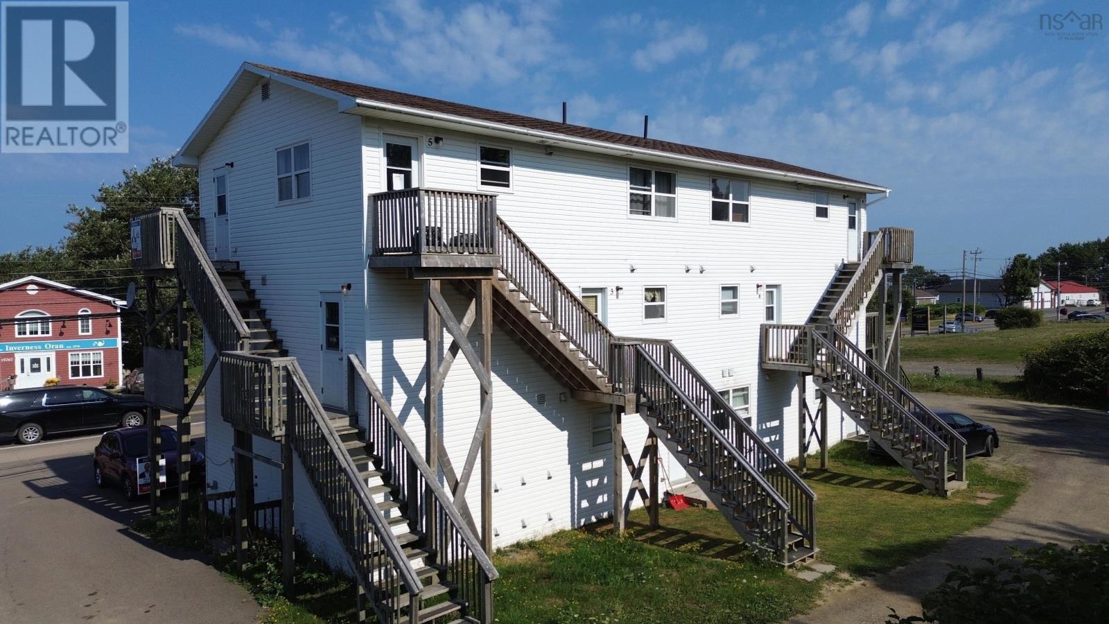15770 Central Avenue Property Photo 10