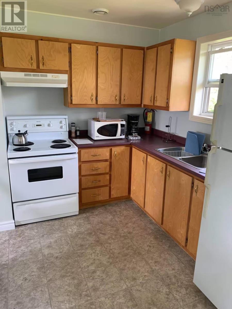 15770 Central Avenue Property Photo 15