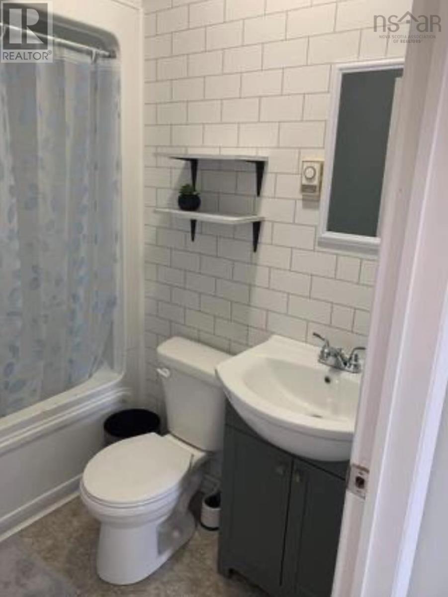 15770 Central Avenue Property Photo 17