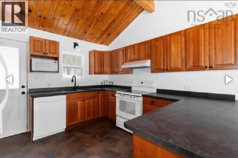 63 Gulch Road Property Photo 10