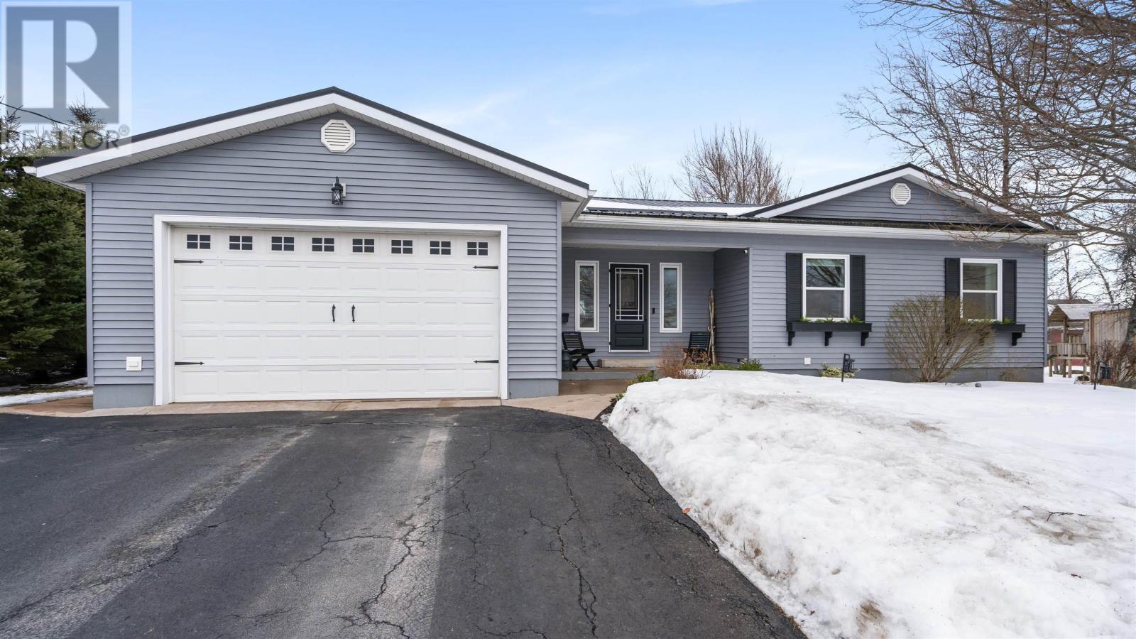9 Forest Glen Court Property Photo