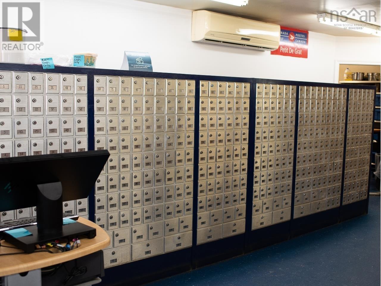 Po Box 33 33 Property Photo 12