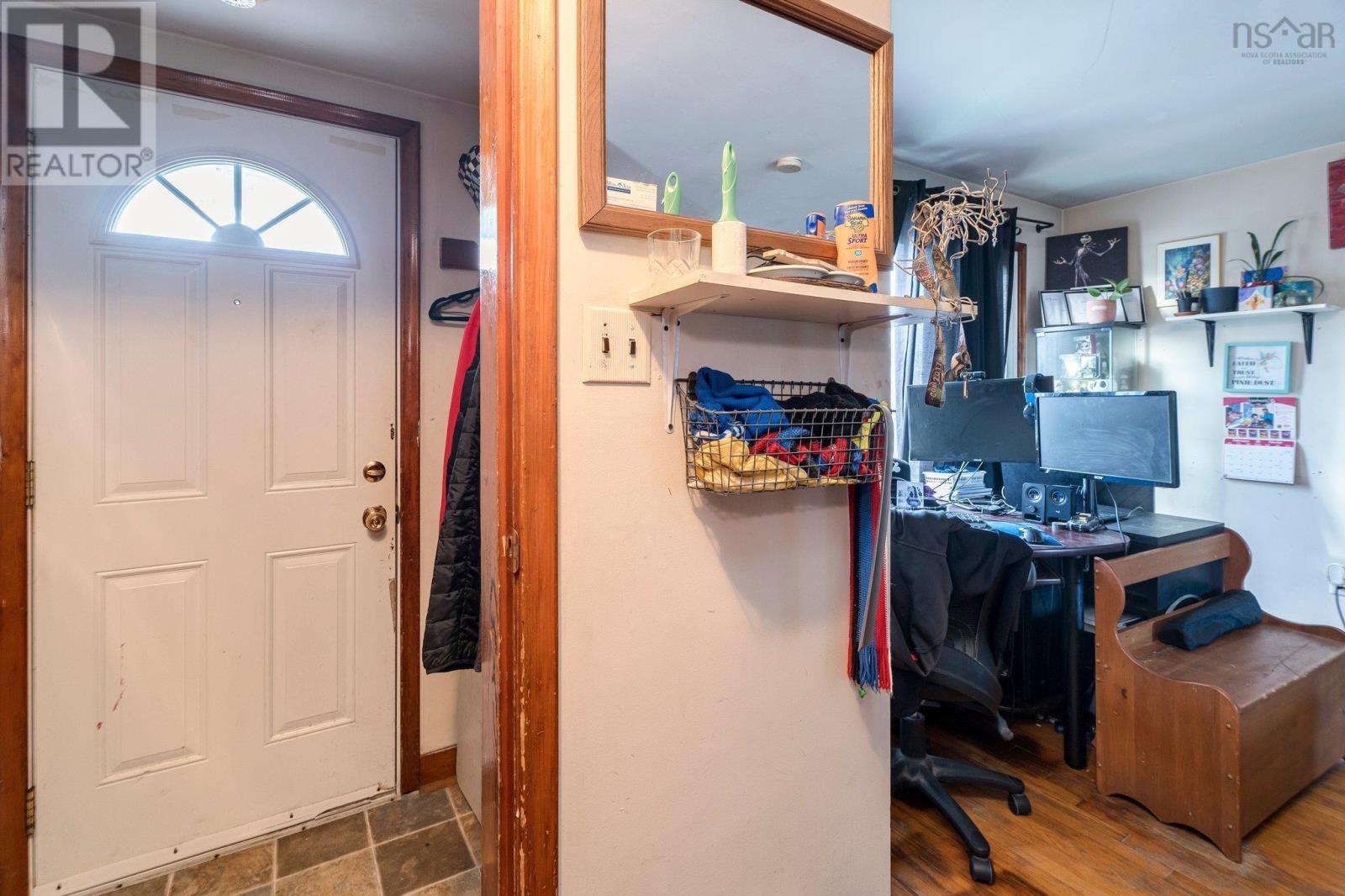 49 A&b Lynn Drive Property Photo 4