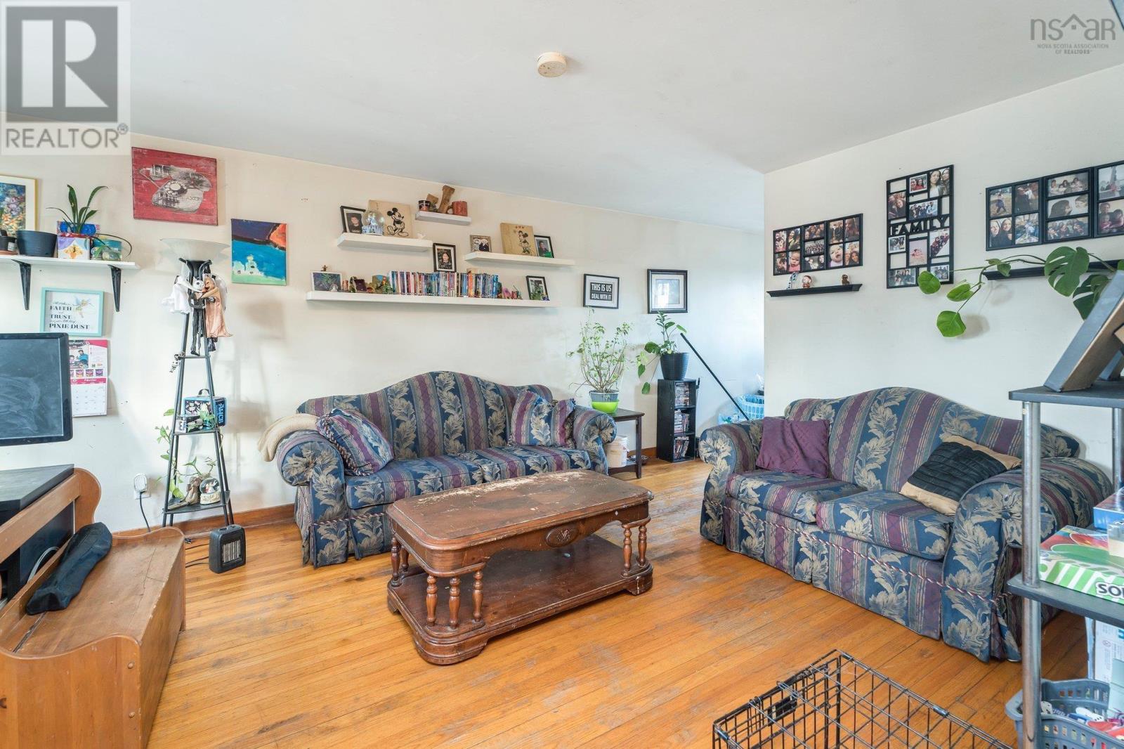 49 A&b Lynn Drive Property Photo 6