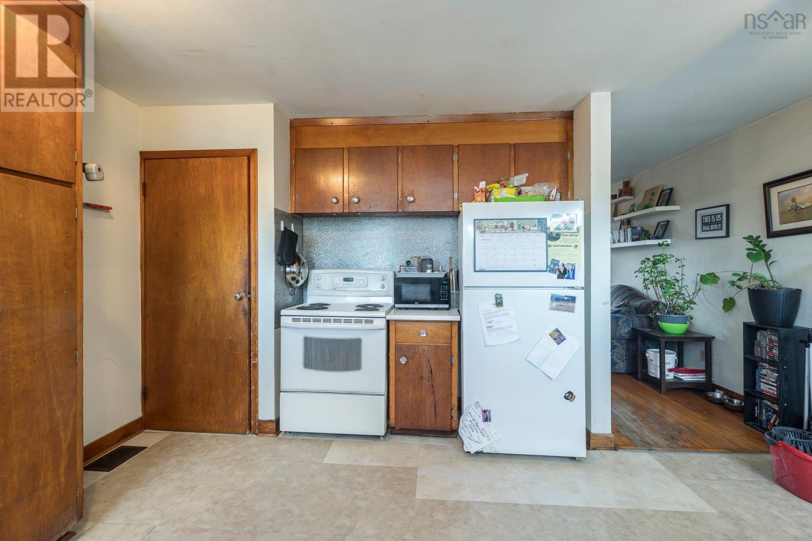 49 A&b Lynn Drive Property Photo 11