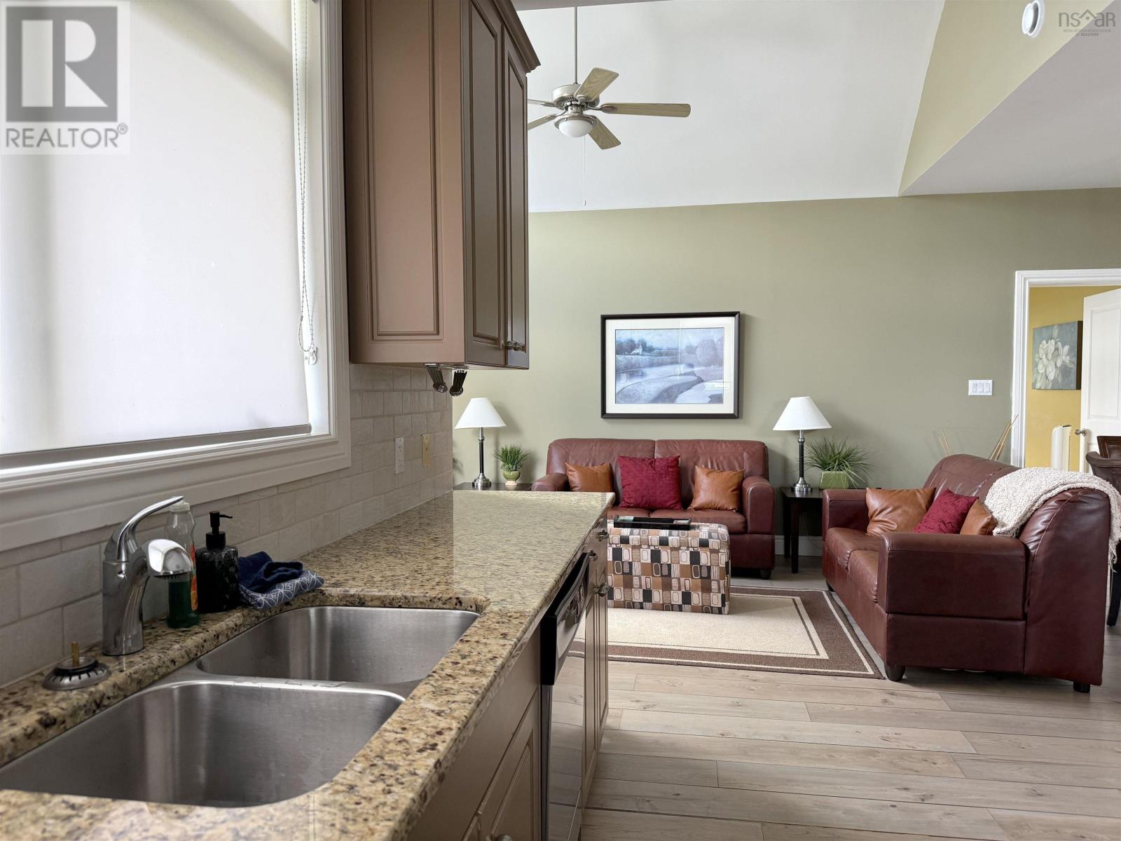 7 Bell Bay Way Property Photo 16