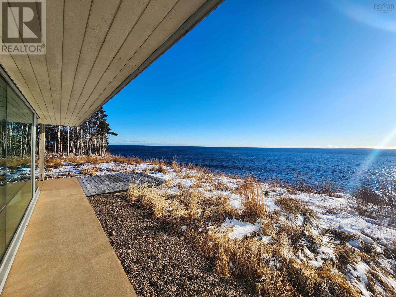 58 Pierce Point Road Property Photo 12