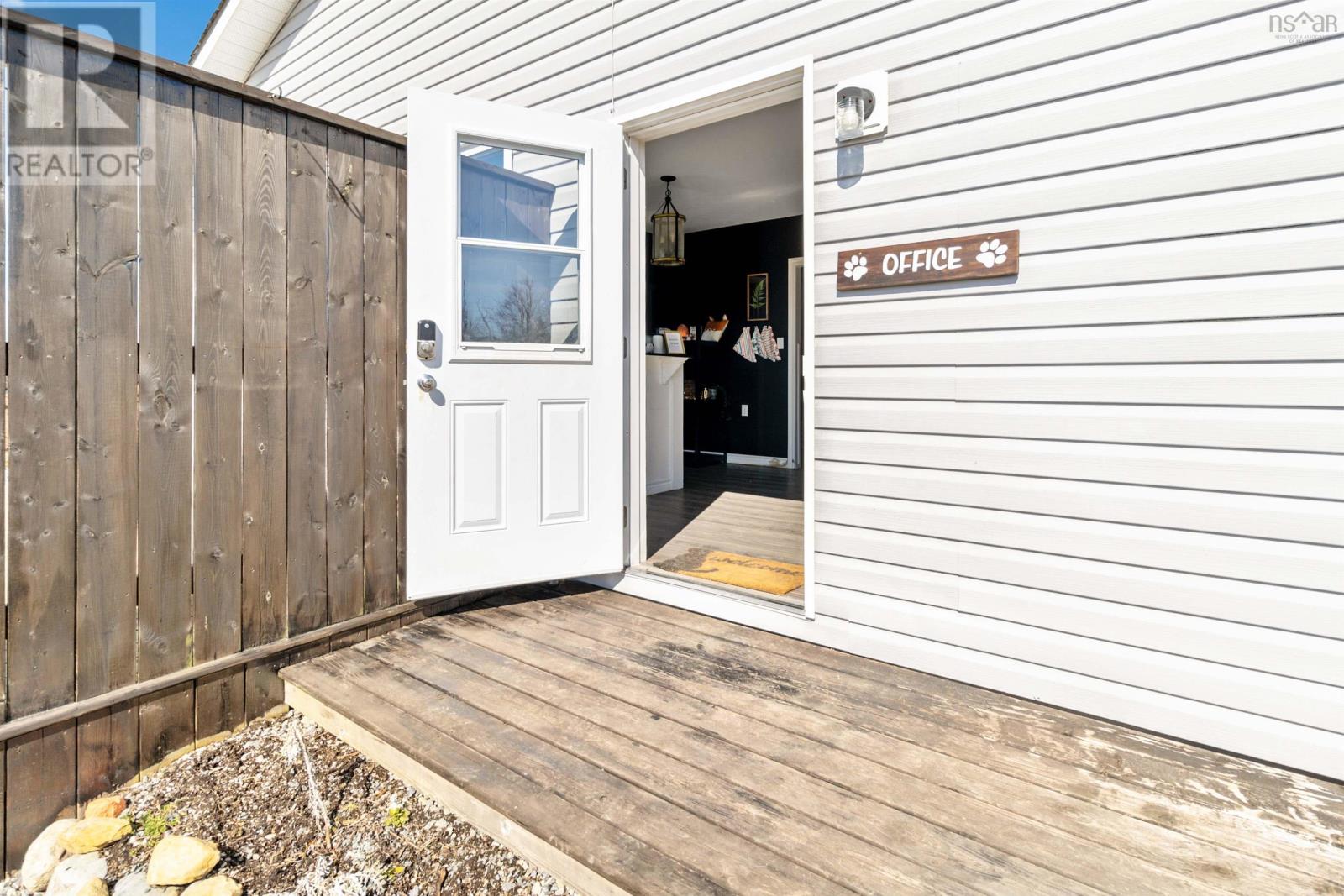 128 Beach Road Property Photo 6