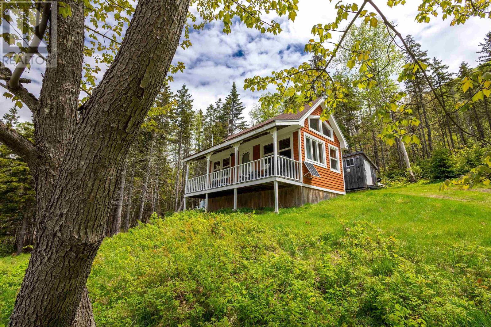 47403 Cabot Trail Property Photo 1