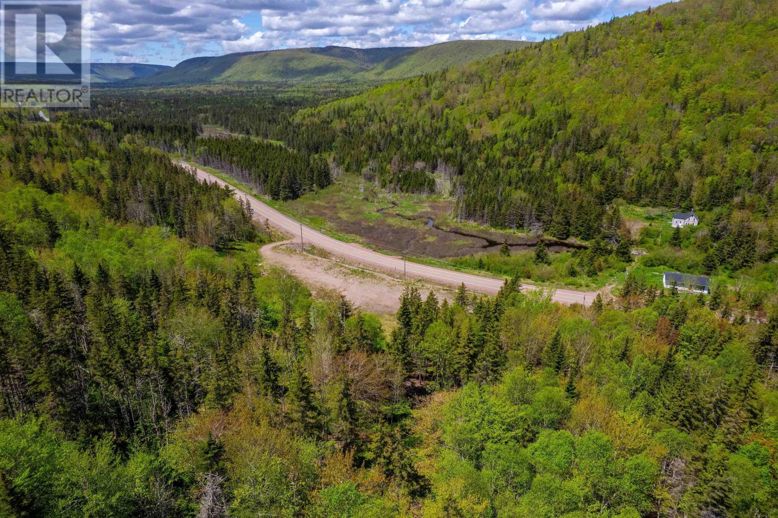 47403 Cabot Trail Property Photo 5