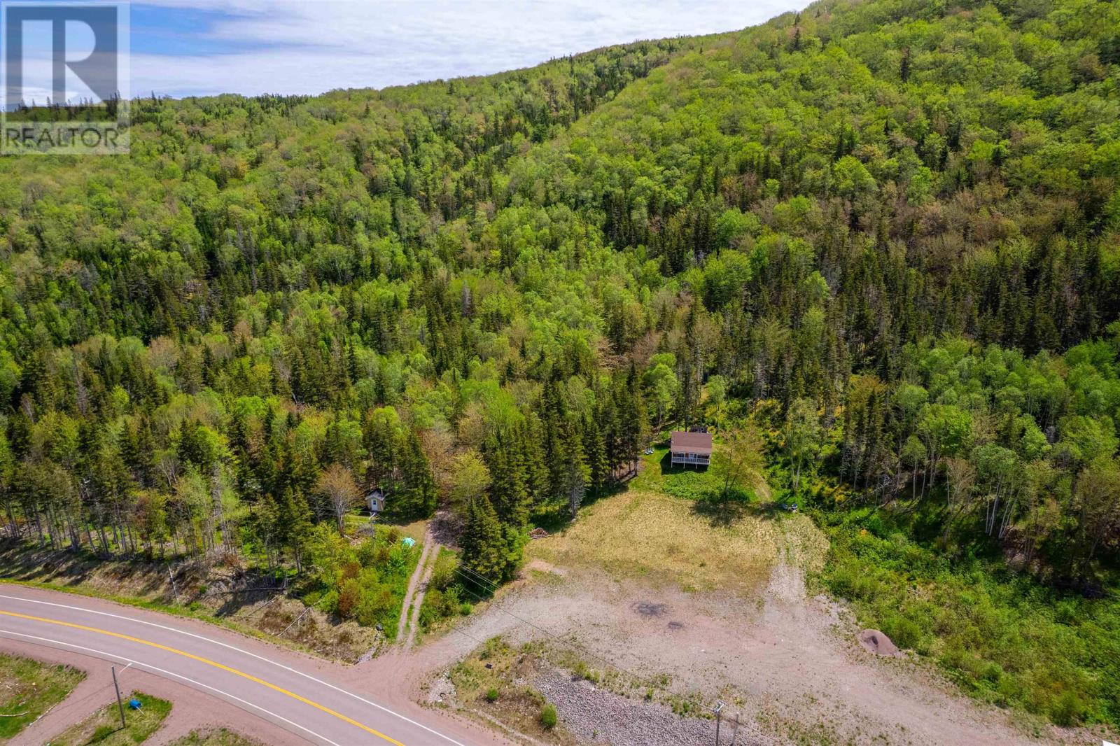 47403 Cabot Trail Property Photo 6