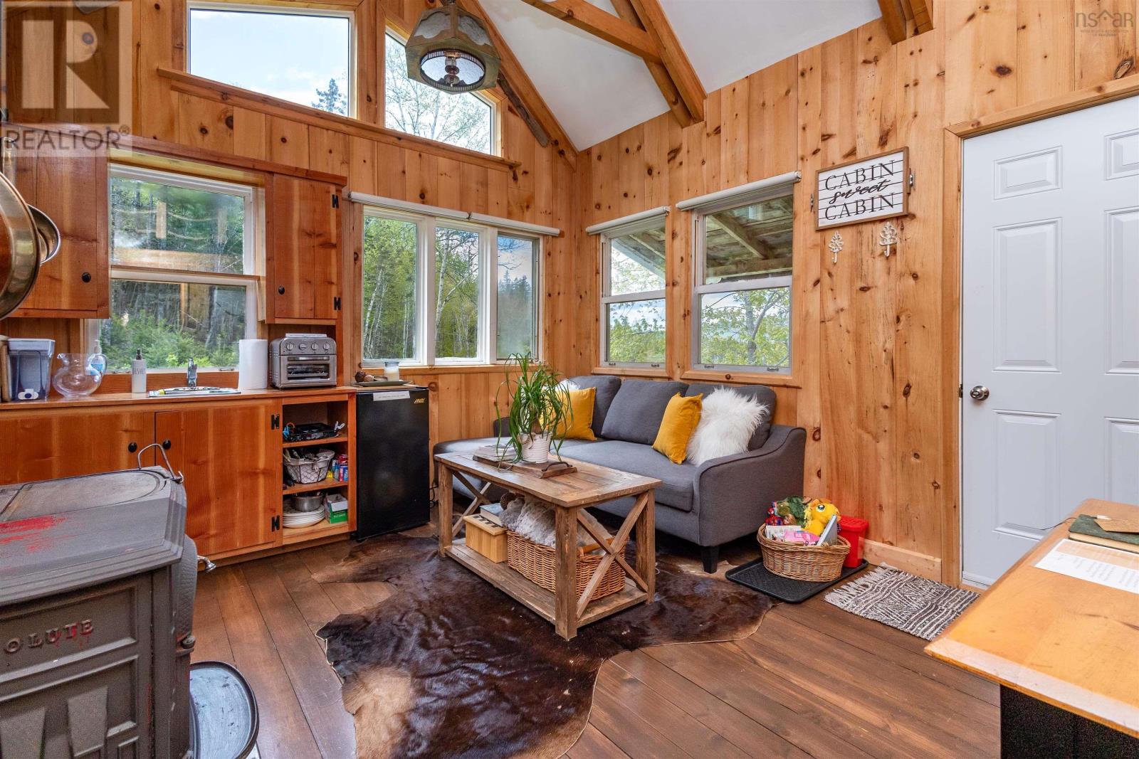 47403 Cabot Trail Property Photo 10