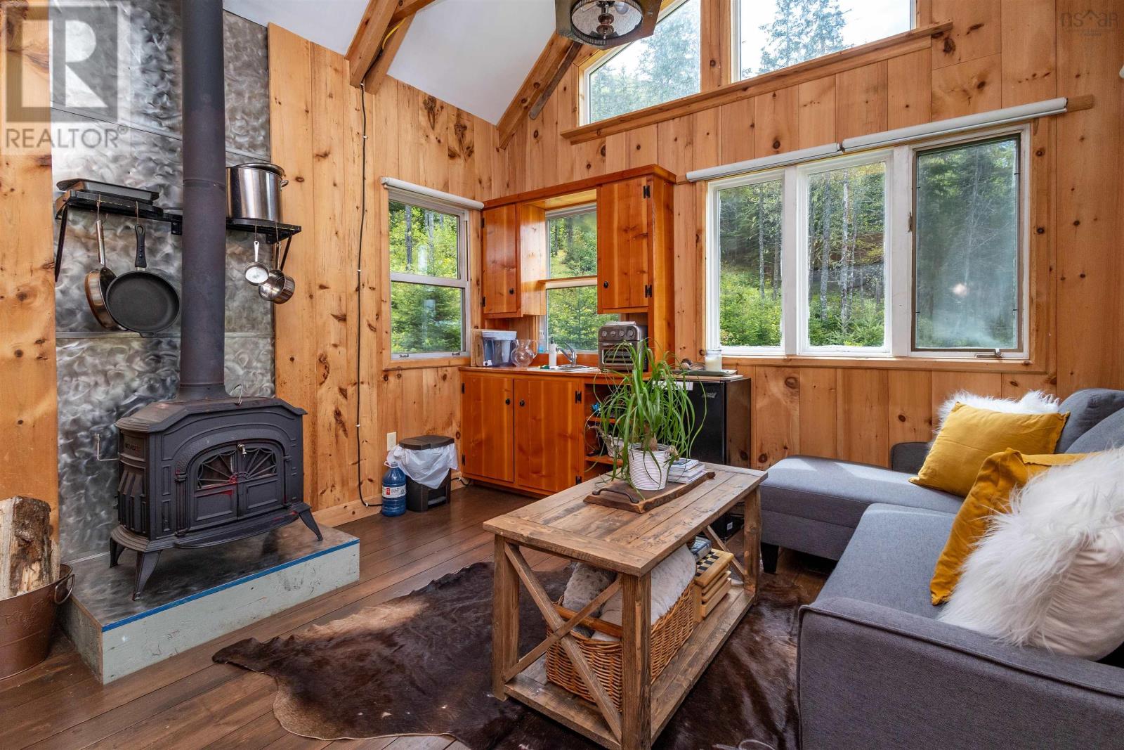 47403 Cabot Trail Property Photo 12