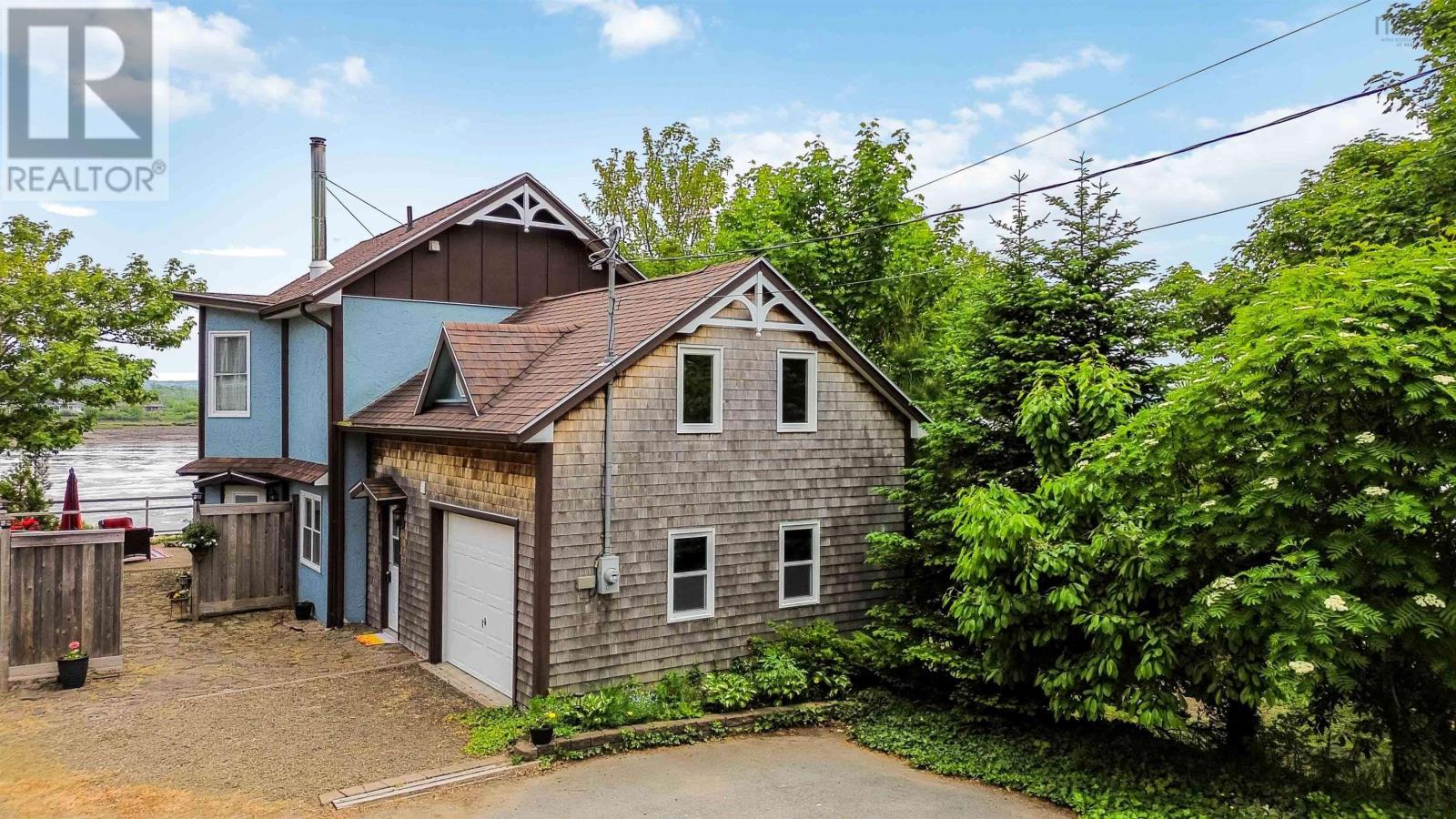 5438 Granville Road Property Photo 3