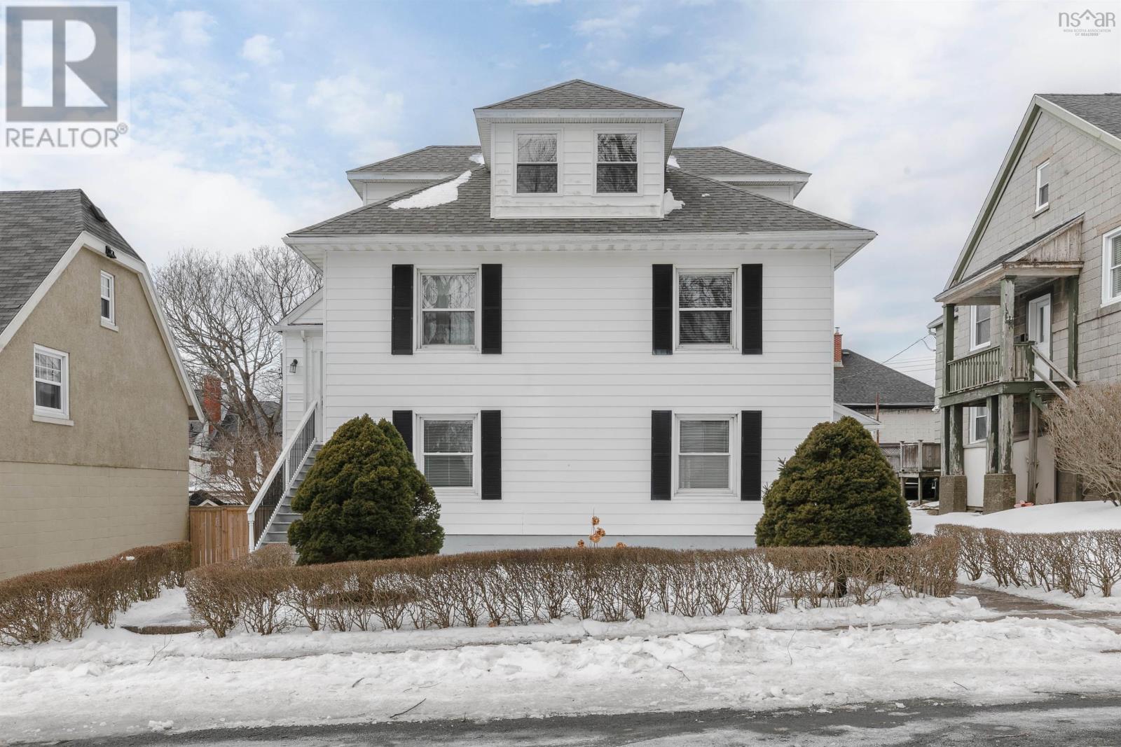 B3k2b2 Real Estate Listings Main Image
