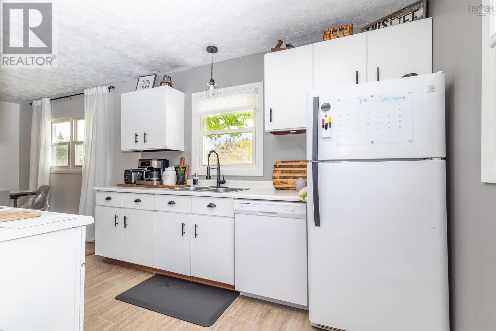 49742 Cabot Trail Property Photo 10